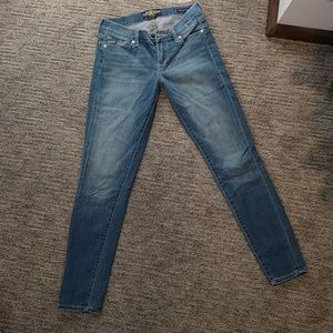 Lucky Jeans